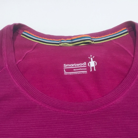 Woman’s Smartwool Short Sleeve T-shirt - Picture 6 of 11